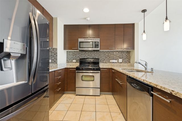 1200 Main Street 1703, Dallas, TX 75202