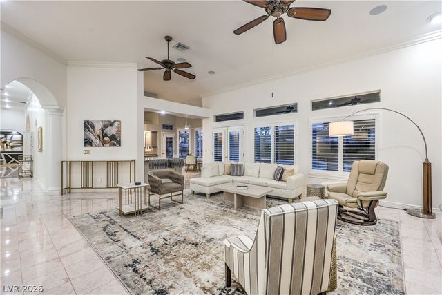 1941 Black Water Court, Las Vegas, NV 89117