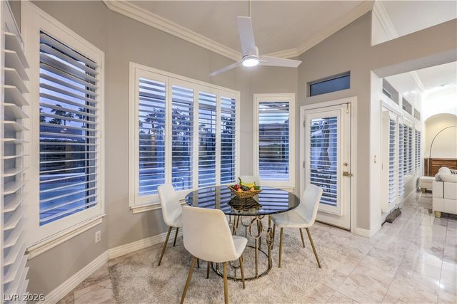 1941 Black Water Court, Las Vegas, NV 89117