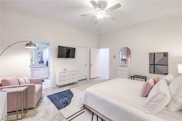 1941 Black Water Court, Las Vegas, NV 89117