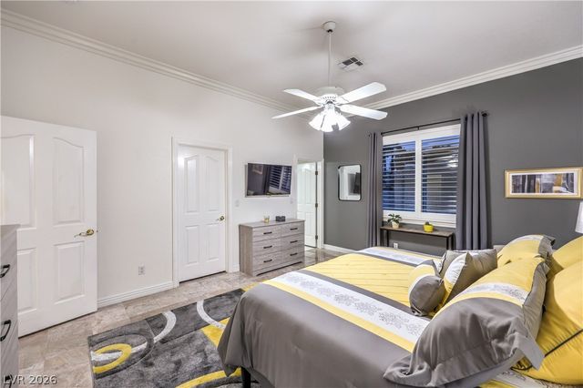 1941 Black Water Court, Las Vegas, NV 89117