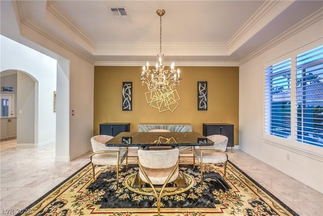 1941 Black Water Court, Las Vegas, NV 89117