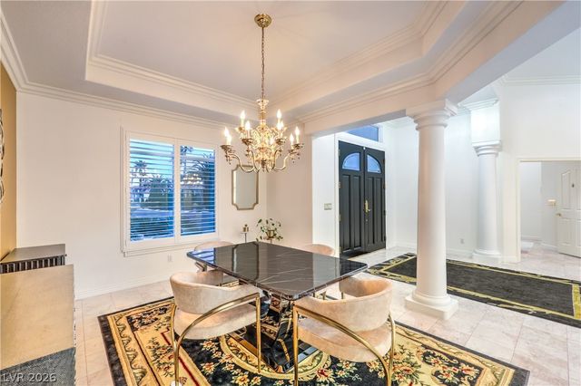 1941 Black Water Court, Las Vegas, NV 89117