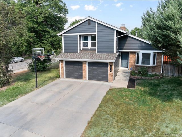 8955 W 80th Dr, Arvada, CO 80005