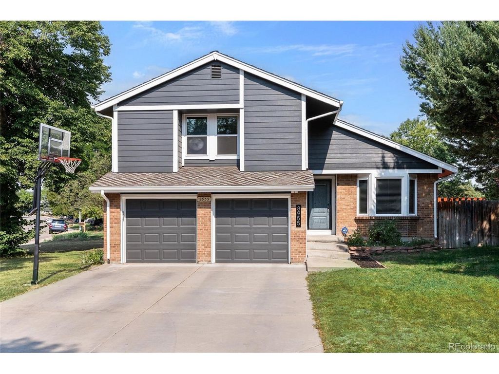8955 W 80th Dr, Arvada, CO 80005