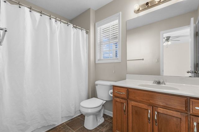 620 Wolfchase Dr, Clarksville, TN 37042