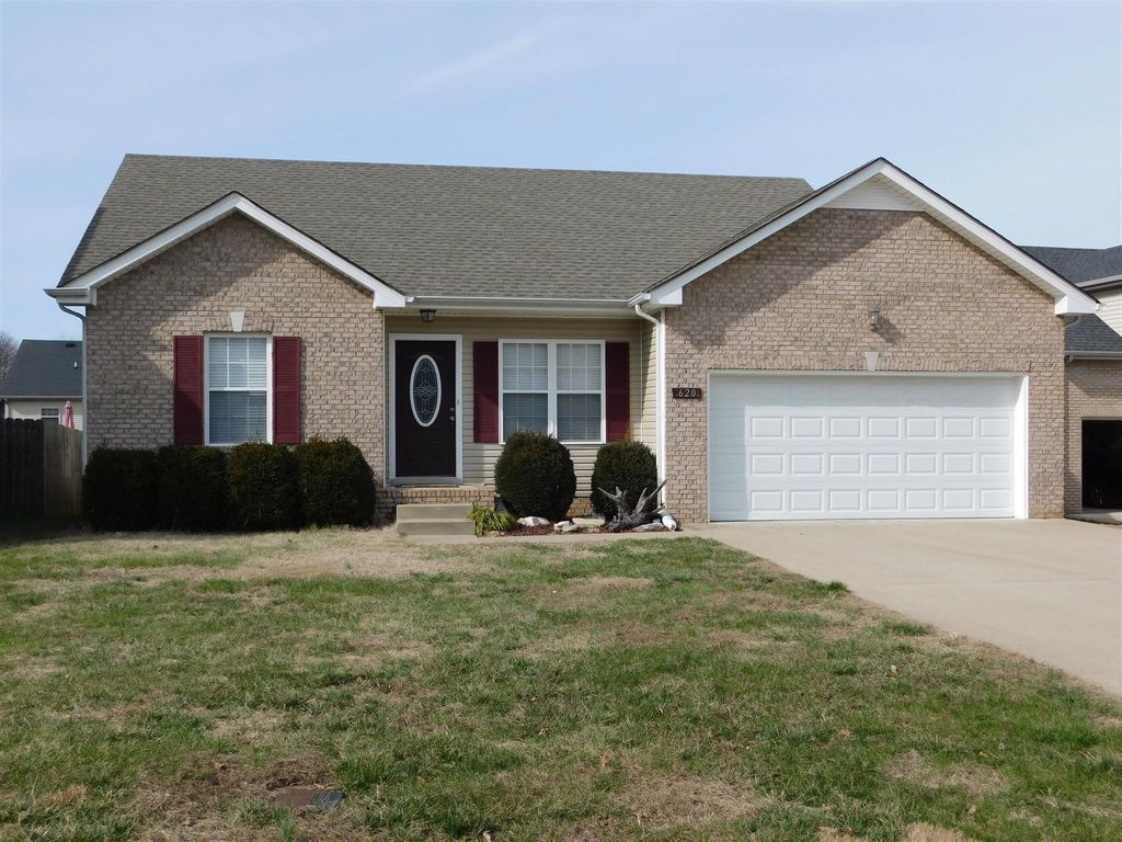 620 Wolfchase Dr, Clarksville, TN 37042