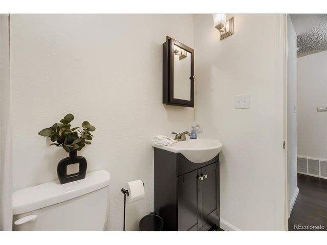 5691 W 35th Ave 1D, Denver, CO 80212