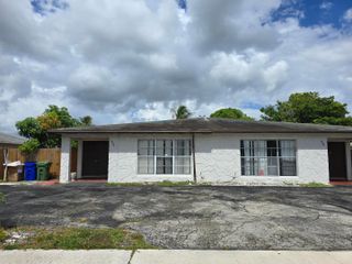 435 SW 61st Terrace, Margate, FL 33068