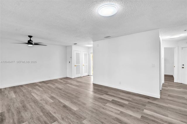 3405 Emerald Oaks Drive 207, Hollywood, FL 33021
