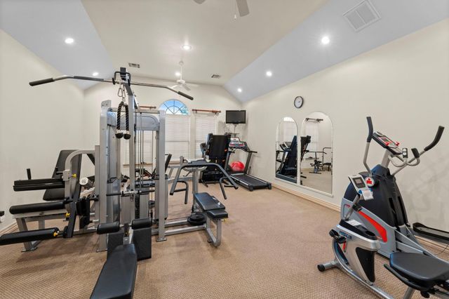 15219 Scenic Forest Drive, Conroe, TX 77384