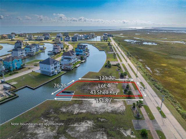 43 Shell Key, Hitchcock, TX 77563