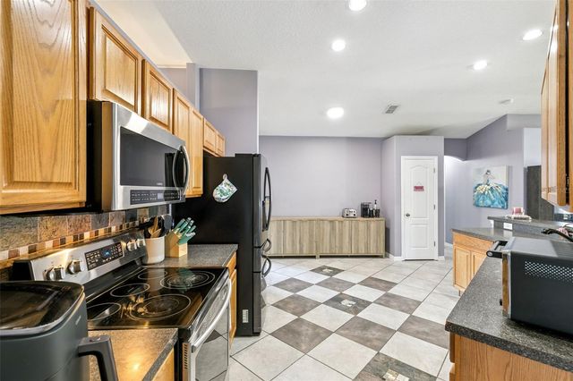 10644 CEDAR FOREST CIRCLE, Clermont, FL 34711