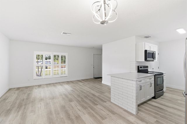 103 Beach Avenue, Port St Lucie, FL 34952