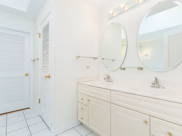 510 S President Street, Wheaton, IL 60187