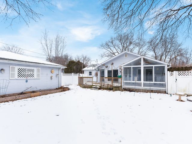 510 S President Street, Wheaton, IL 60187