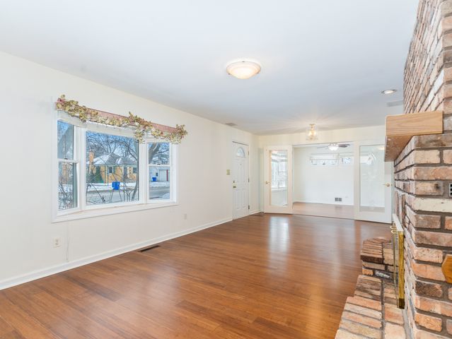 510 S President Street, Wheaton, IL 60187