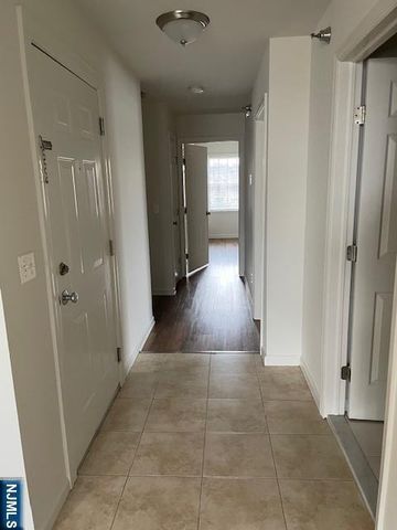 2174 Edwin Avenue, Fort Lee, NJ 07024