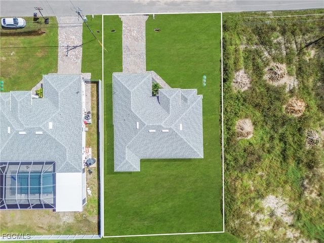 1106 FLOYD AVE S, Lehigh Acres, FL 33976