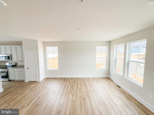 5503 ABERDEEN PL, White Plains, MD 20695