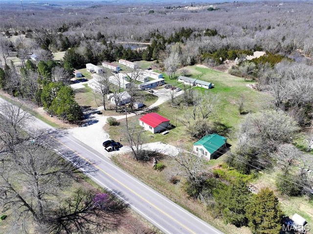 229 E HWY 8, Steelville, MO 65565