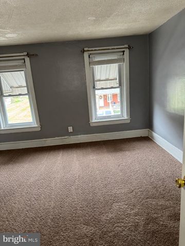 322 CHARLES ST, Coatesville, PA 19320