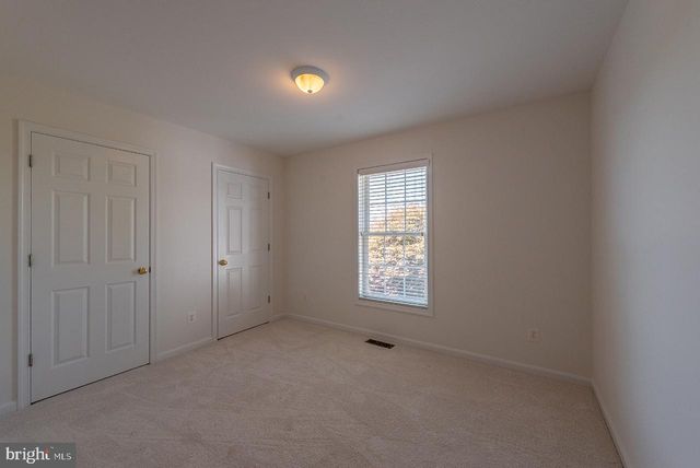 5265 BEAR HOLLOW LN, Amissville, VA 20106