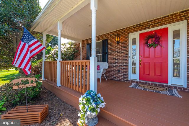 5265 BEAR HOLLOW LN, Amissville, VA 20106
