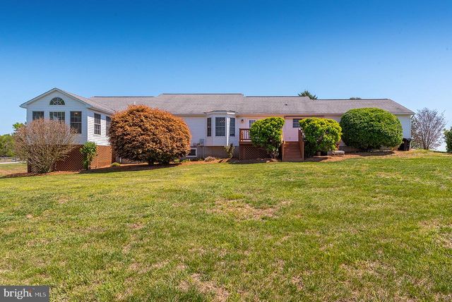 5265 BEAR HOLLOW LN, Amissville, VA 20106