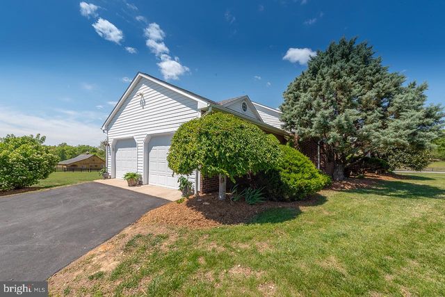 5265 BEAR HOLLOW LN, Amissville, VA 20106