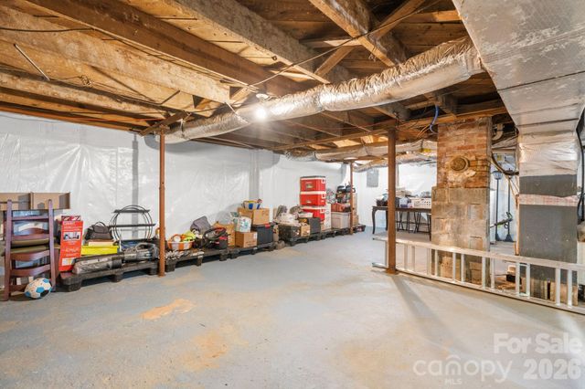 331 5th Avenue SE, Hickory, NC 28602