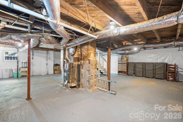 331 5th Avenue SE, Hickory, NC 28602