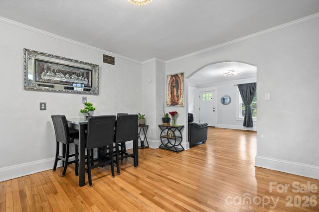 331 5th Avenue SE, Hickory, NC 28602