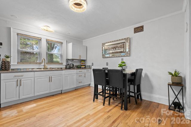 331 5th Avenue SE, Hickory, NC 28602