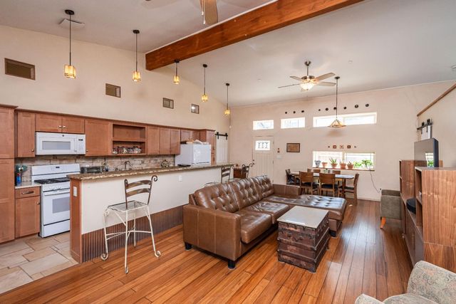 1321 G St, Marysville, CA 95901