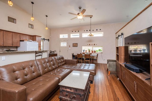 1321 G St, Marysville, CA 95901