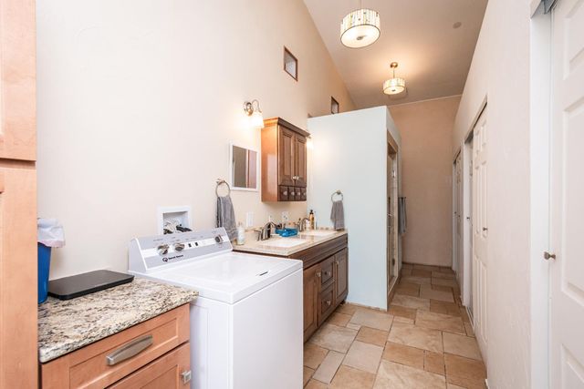 1321 G St, Marysville, CA 95901