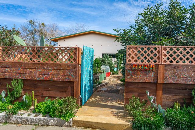 1321 G St, Marysville, CA 95901