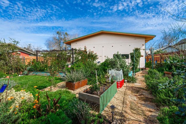 1321 G St, Marysville, CA 95901