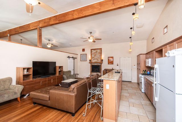 1321 G St, Marysville, CA 95901