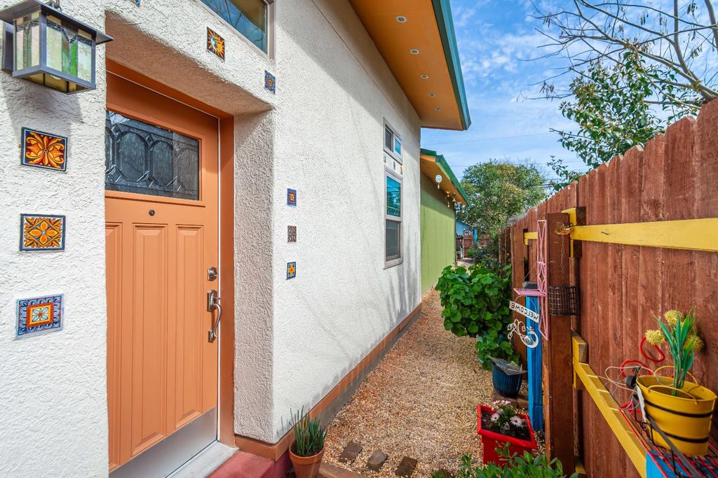 1321 G St, Marysville, CA 95901