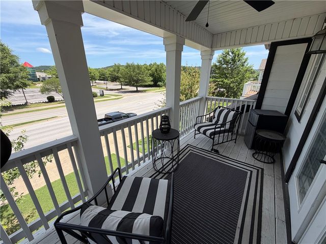 561 Rupple Road, Fayetteville, AR 72704