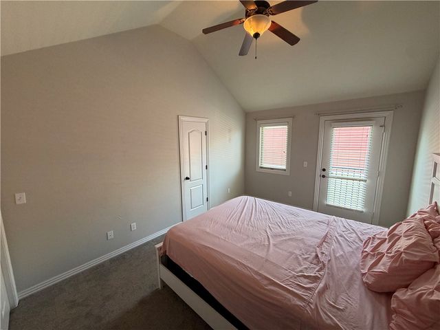 561 Rupple Road, Fayetteville, AR 72704