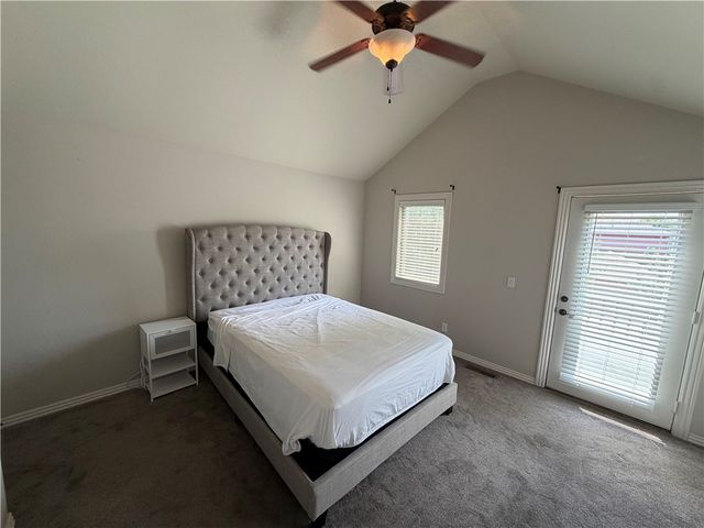 561 Rupple Road, Fayetteville, AR 72704