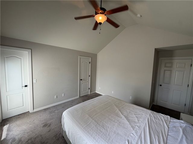 561 Rupple Road, Fayetteville, AR 72704