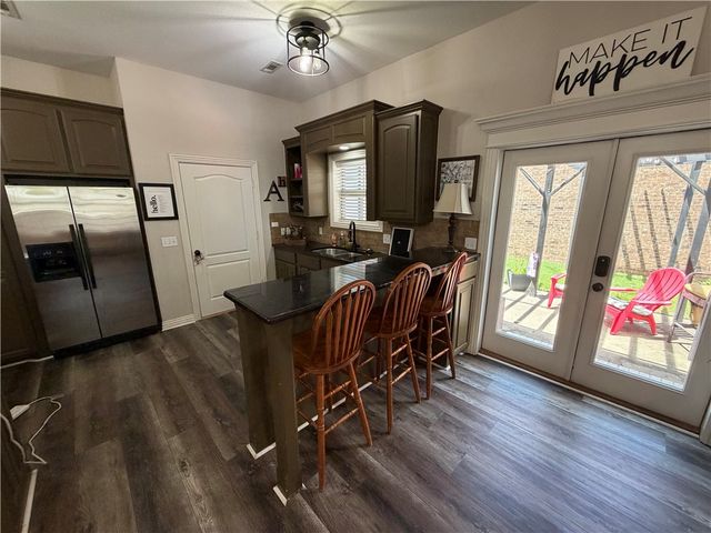 561 Rupple Road, Fayetteville, AR 72704