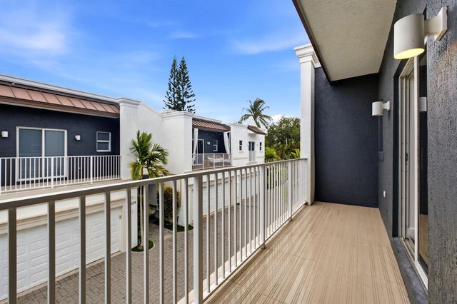432 SE 16TH Street 432, Fort Lauderdale, FL 33316