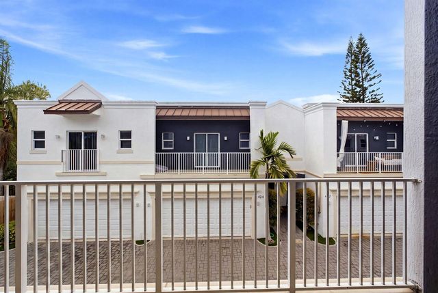432 SE 16TH Street 432, Fort Lauderdale, FL 33316