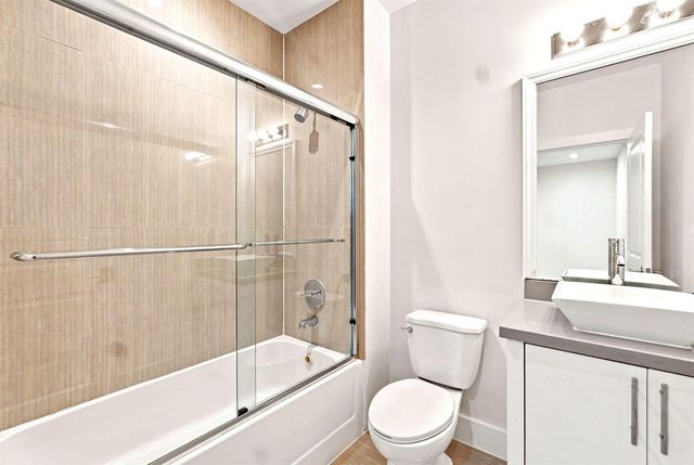 432 SE 16TH Street 432, Fort Lauderdale, FL 33316