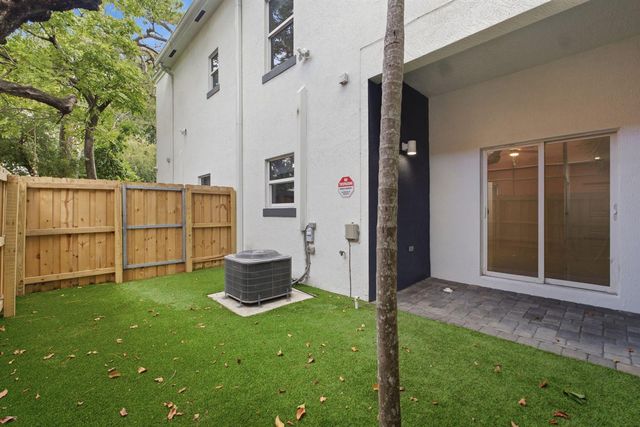 432 SE 16TH Street 432, Fort Lauderdale, FL 33316
